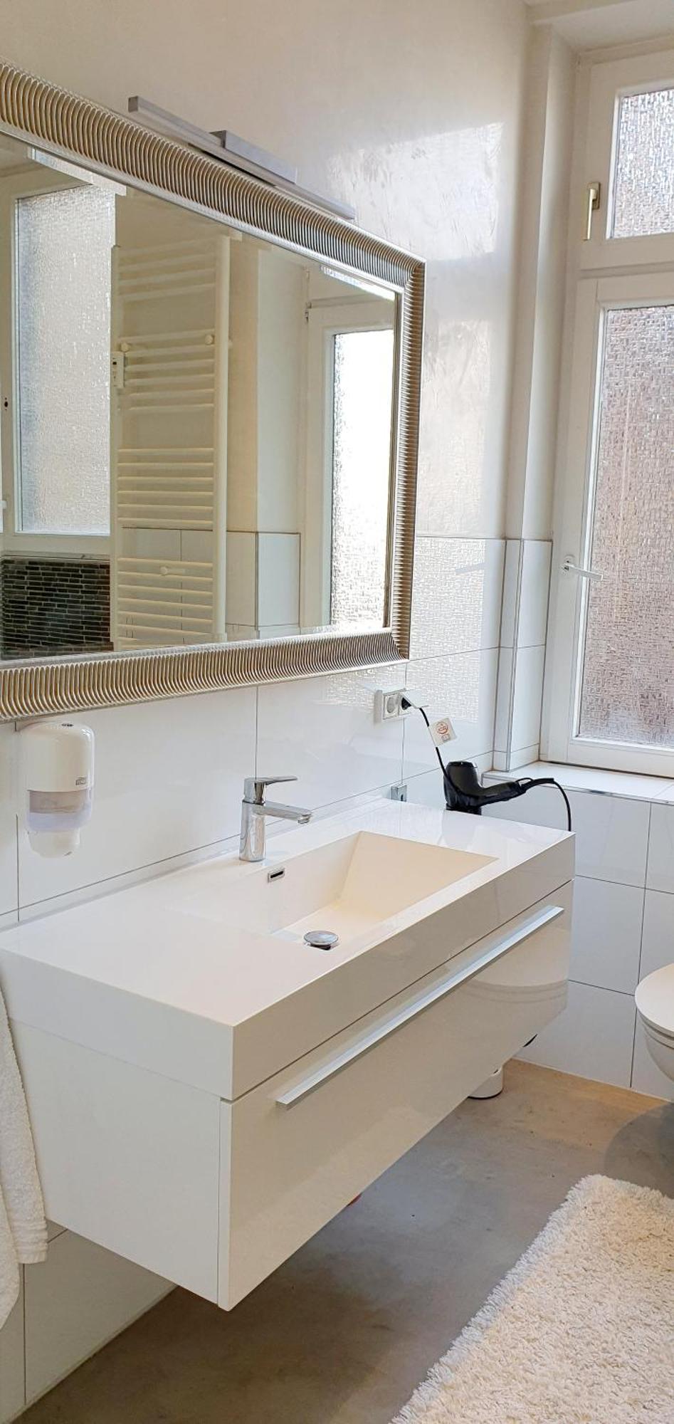 Helles Zimmer Mit Kingsize-Bett Μάνχαιμ Εξωτερικό φωτογραφία